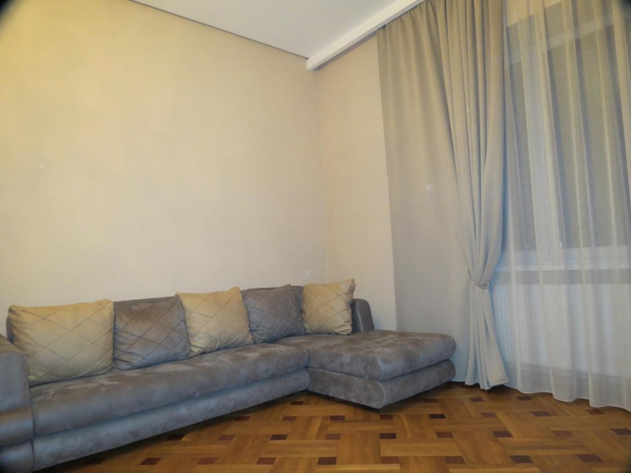 Three Rooms Apartment Tbilisi Bagian luar foto