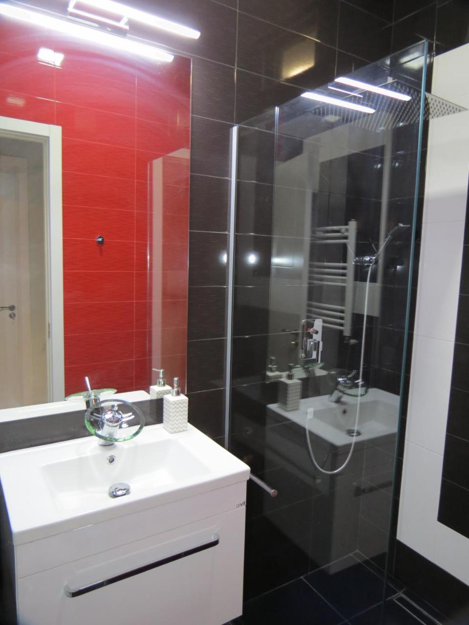 Three Rooms Apartment Tbilisi Bagian luar foto