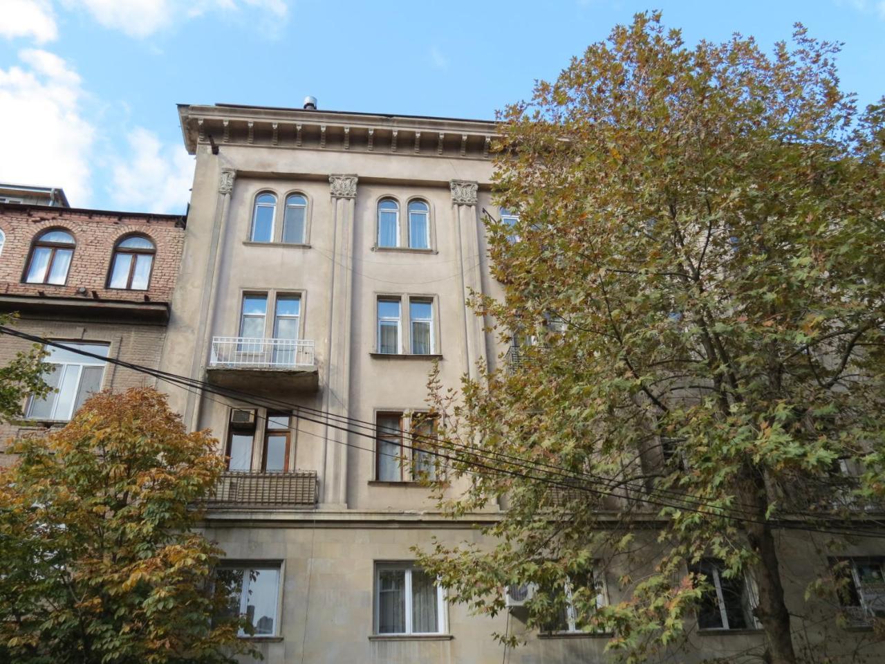 Three Rooms Apartment Tbilisi Bagian luar foto